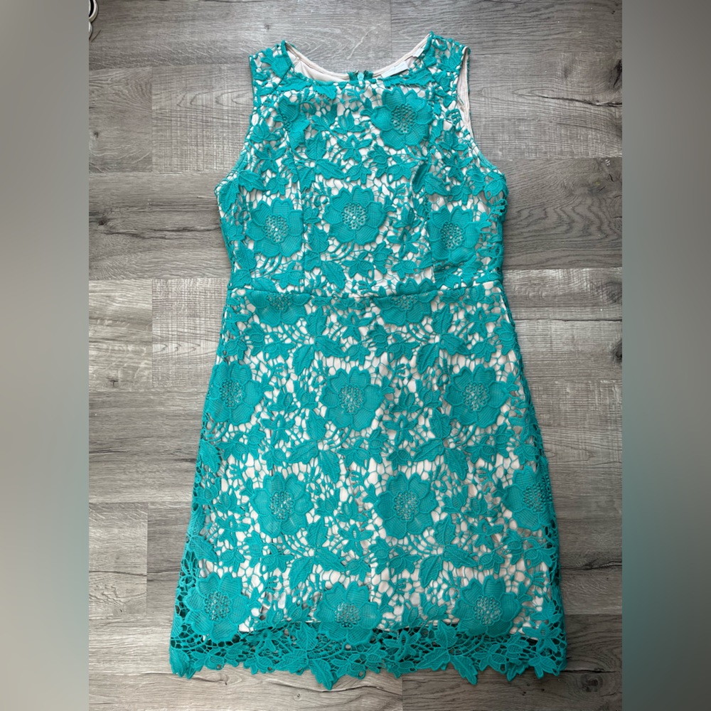 Teal lace overlay New York and Co dress 16